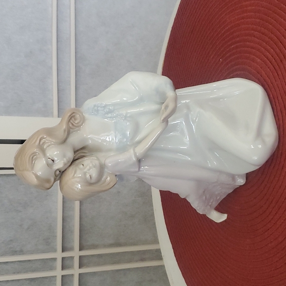 Paul Sabastian 1990 Ceramic Figurine Mother and Daughter - Picture 2 of 10